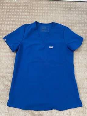 FIGS Scrub Top in BLUE